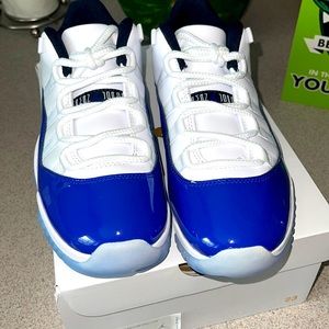 Women’s 11 “Concord Sketch”